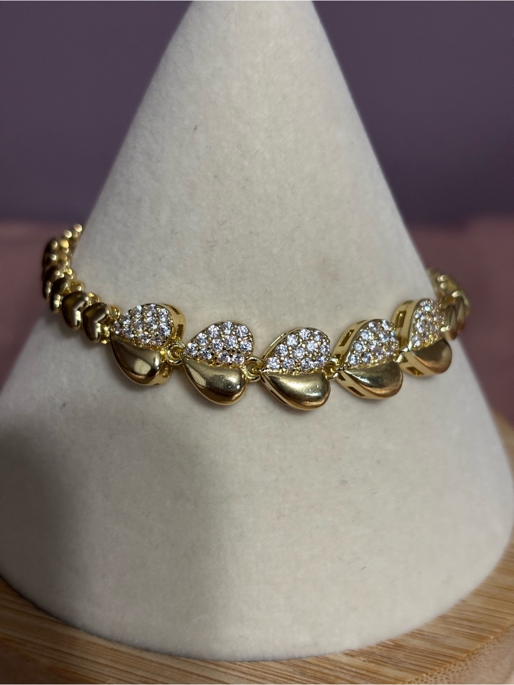 Elegant Gold Heart Link Bracelet with Pavé Crystals